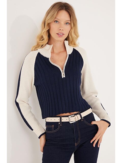 TUDORS Kadın Regular Fit Klasik Kesim Fermuarlı Yaka Lacivert Kazak - S000526204-21164