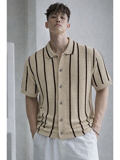 Tarz Cool Çizgili Erkek Triko Gömlek Yaka Hırka Yazlık Rahat Kesim