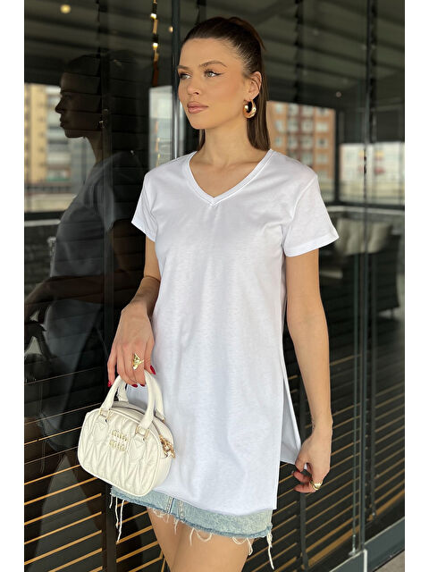 Gülseli V Yaka Yan Yırtmaçlı Kadın Tişört - S000365024-20063