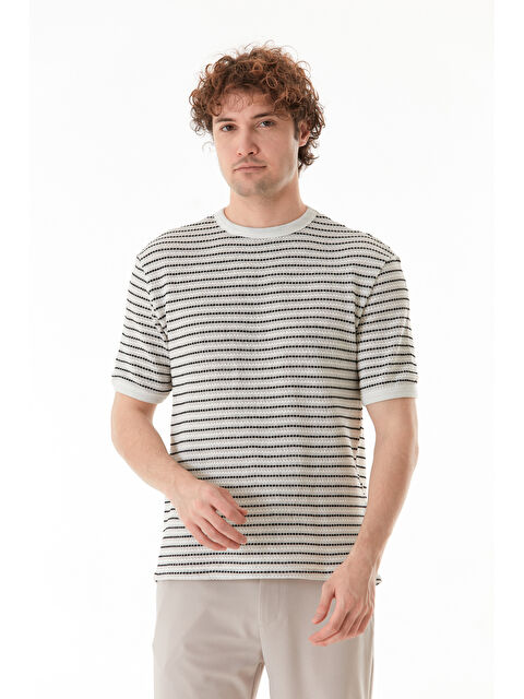 Fullamoda Çizgili Bisiklet Yaka Triko Örme Tişört - S000380686-19965