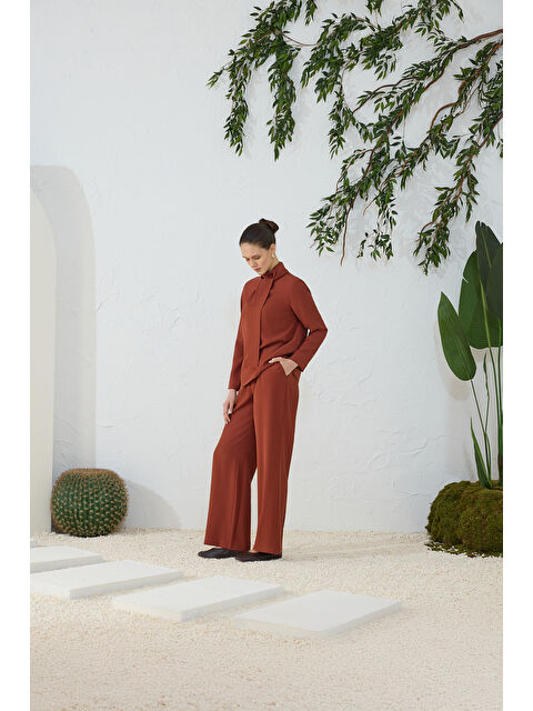 AKER Tarçın Pileli Pantolon