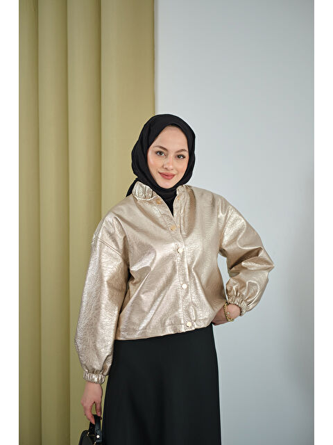 Locco Moda Kadın Parlak Rugan Kısa Ceket Bej - S000492508-19928