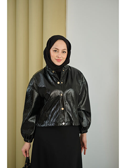 Locco Moda Kadın Parlak Rugan Kısa Ceket Siyah - S000492508-19351