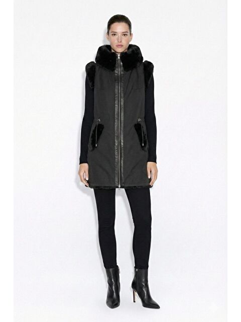 Mizalle İçi Kürklü Bel Büzgülü Uzun Siyah Yelek - S000511238-19351