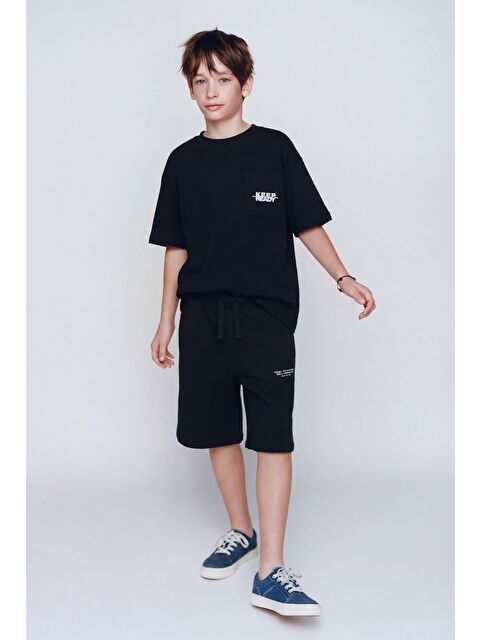 Magu Erkek Çocuk Pamuklu Siyah Yazı Baskılı T-Shirt Şort Takım - Rahat Kalıp