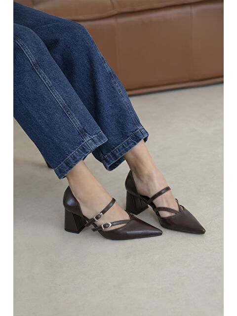 Straswans Stana Kadın Kırışık Deri Topuklu Ayakkabı Kahve - S000526284-19413