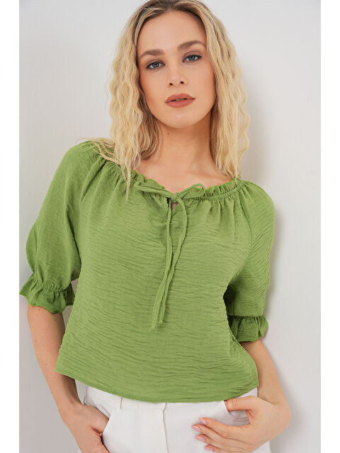 Bigdart Kadın Yakası Fırfır Detaylı Bluz 959 - E.Yeşil - S000404334-37469