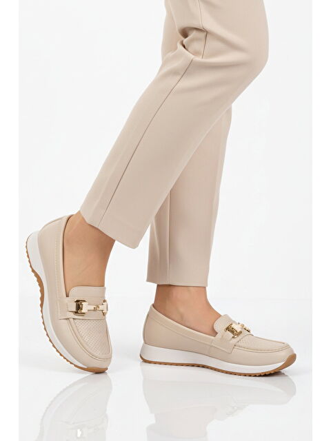 Ayakmod Bej Hafif Esnek Kadın Casual Ayakkabı 067 Z