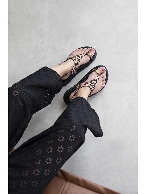 Straswans Mixed Kadın Parmak Arası  Deri Sandalet Leopar - S000513326-19413