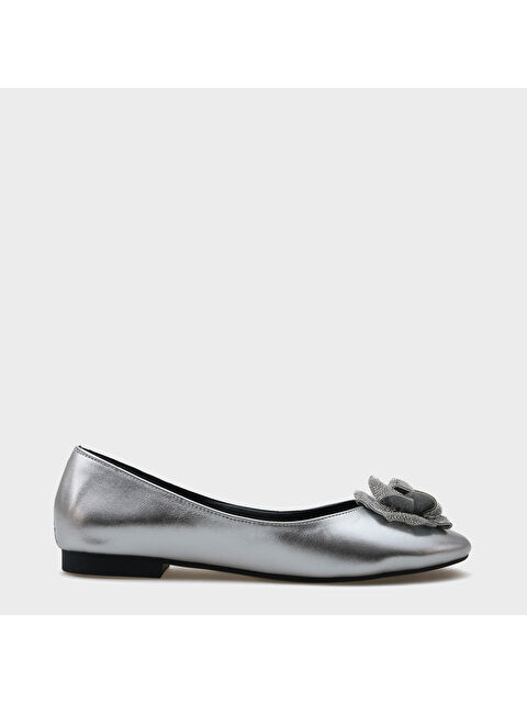 Capone Outfitters Audrey Yuvarlak Burunlu Taşlı Çiçekli Kadın Babet - S000448452-18105