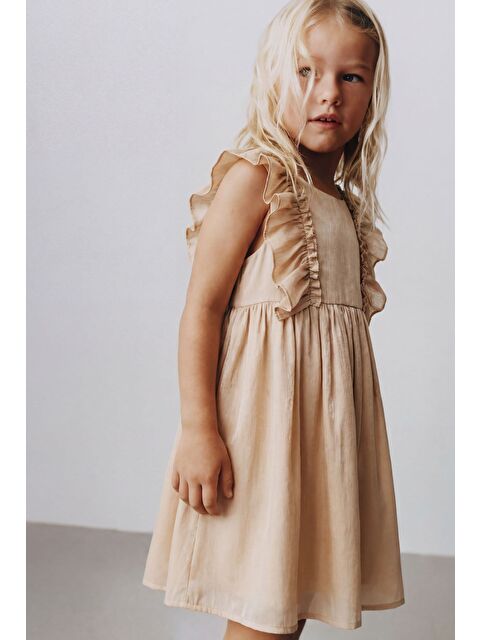 Magu Kız Çocuk Pamuklu Bej Fırfır Detaylı Elbise