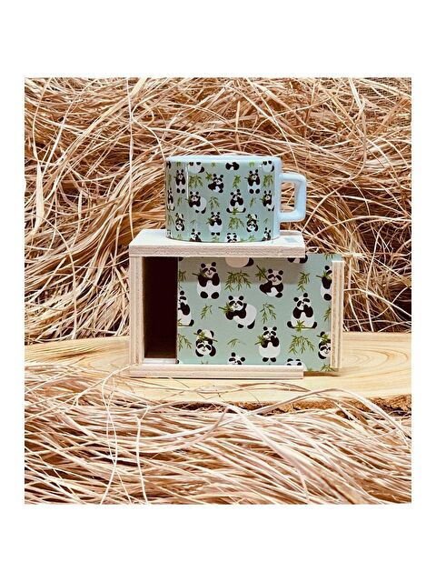 Bam Hediyelik Eşya Tembel Panda Tasarımlı Ahşap Kutulu Kupa - S000290068-23173