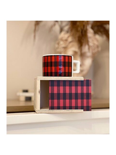 Bam Hediyelik Eşya Pötikare Tasarımlı Kutulu Kupa - S000290083-23173