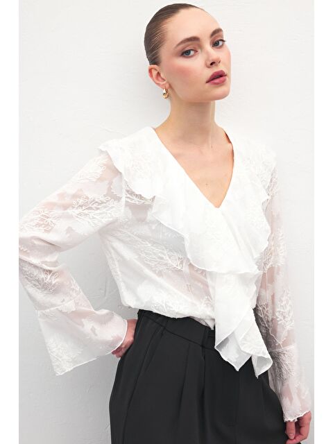 SATEEN Fırfır Detaylı Nakışlı Gömlek - Ekru - S000527047-19965