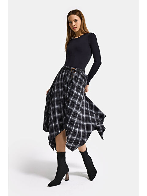 It's Basic Kadın Siyah Ekose w5 Asimetrik Kesim Kemerli Özel Tasarım %100 Pamuk Etek - S000516622-19351