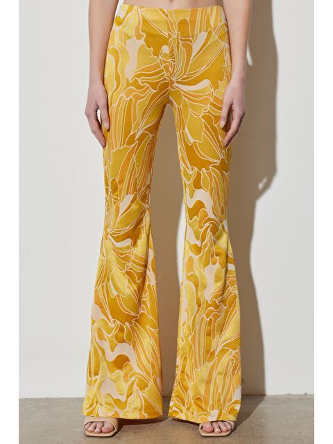 Wrangler Flare Fit Yüksek Bel İspanyol Paça Desenli Sarı Esnek Pantolon - S000531653-20072