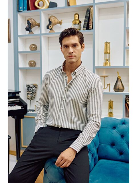 Livio Ferri Senoc Erkek Gömlek Modern Slim Fit Keten Görünümlü Kalın Çizgili