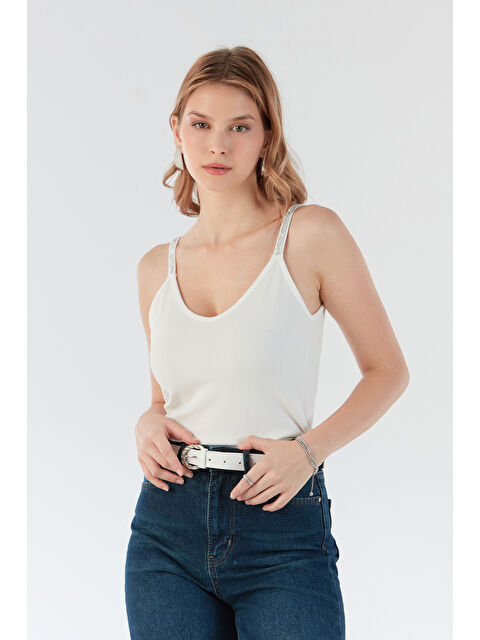 Fullamoda Fitilli Askıları Taş Detaylı V Yaka Bluz - S000391815-19965