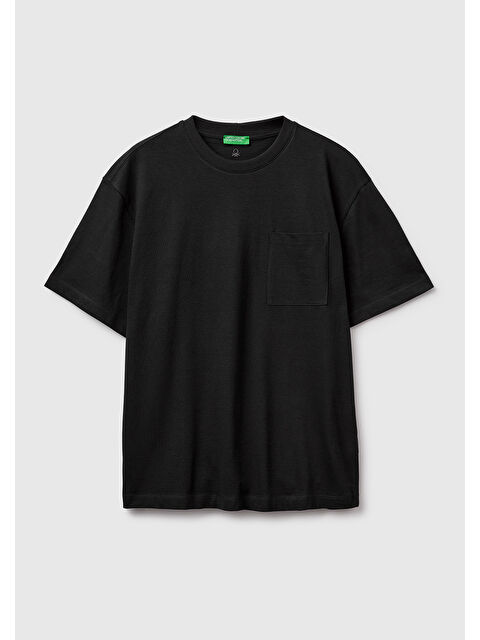 United Colors Of Benetton Erkek Siyah  %100 Pamuk Cepli Arkası Logo Nakışlı Bisiklet Yaka T-Shirt