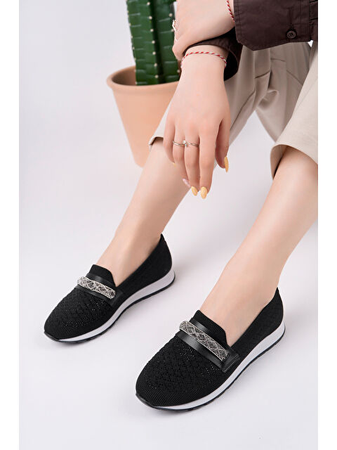 Pasyone Taş Detaylı Günlük Spor Babet - S000506001-19351