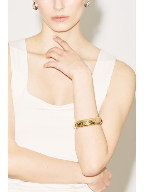 Manuka Dövülmüş Kelepçe Bileklik Gold