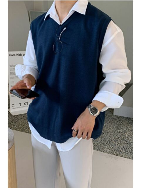 Tarz Cool Erkek Lacivert V Yaka Oversize Süveter - S000420795-21164