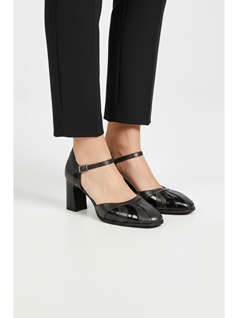 Fox Shoes Siyah Kadın Topuklu Ayakkabı Y398360103 - S000517919-19351