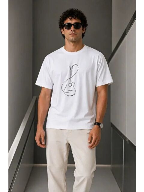 Jane's Erkek Minimal Gitar Baskılı Tişört