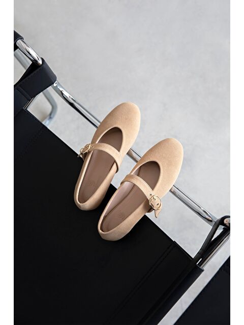 Straswans Bella Kadın Kemer Detay Süet Babet Ten