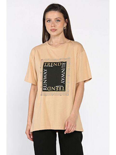 Gülseli Kadın Bisiklet Yaka Baskılı Taşlı Tişört - S000399291-19928