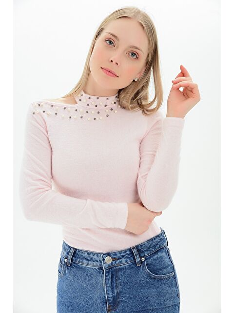 carla10 Yumoş Tek Omuzu Açık İncili Bluz PUDRA - S000499098-20024