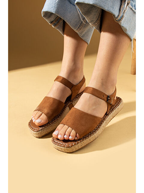 Pembe Potin Kalın Bantlı Hasır Taban Tokalı Kadın Sandalet 016-022-25Süet - S000367688-29705