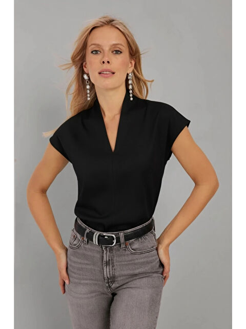carla10 Kadın Siyah V Yaka Bluz - S000497565-19351