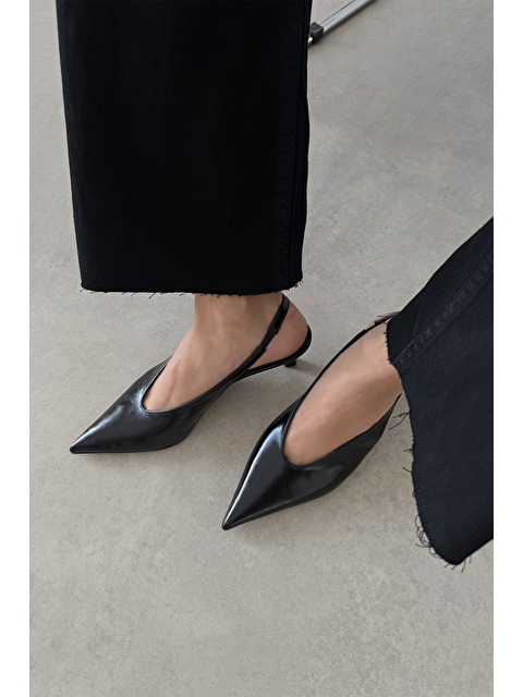 Straswans Alez Kadın Kırışık Deri Topuklu Ayakkabı Siyah - S000526274-19351