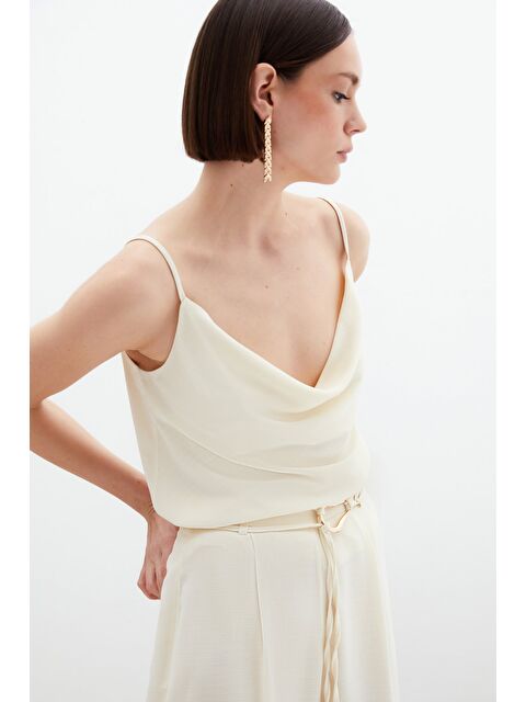 SATEEN Degaje Yaka Dökümlü Bluz - Krem - S000389156-19966