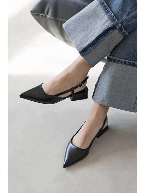 Straswans Chrest Kadın Topuklu Kırışık Deri  Ayakkabı Siyah - S000526281-19351