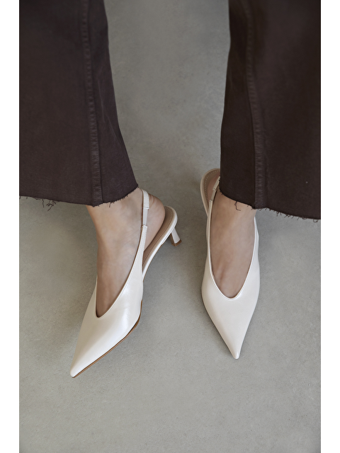 Straswans Alez Kadın Kırışık Deri Topuklu Ayakkabı Bej - S000526274-19928