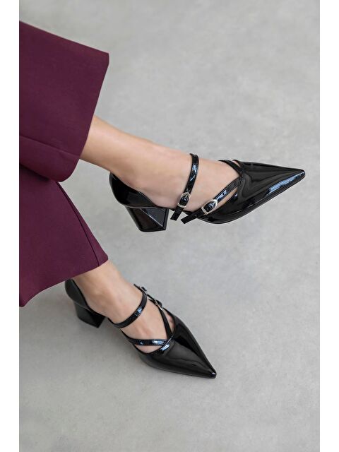 Straswans Stana Kadın Rugan Topuklu Ayakkabı Siyah - S000526285-19351