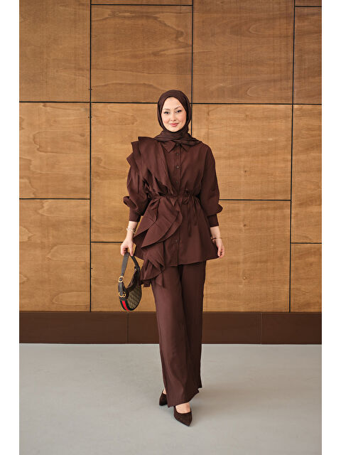 Locco Moda Kadın Dikiş Detay Volanlı Bel Bağlamalı Takım Kahverengi - S000530205-19413