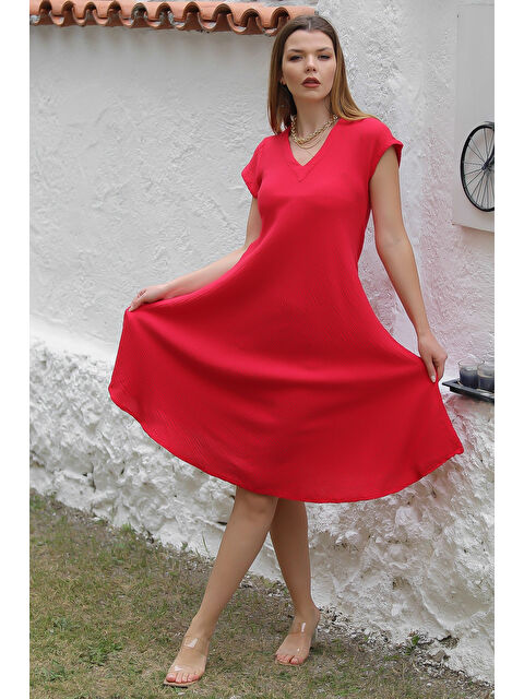 Chiccy Organik Pamuk Kırmızı V Yaka Düşük Kol Oval Etekli Midi Boy Dokuma Casual Müslin Elbise - S000358974-20045