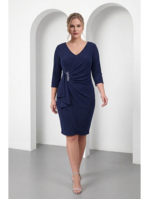 Lafaba Kadın Lacivert V Yaka Simli Midi Büyük Beden Abiye Elbise