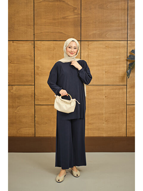 Locco Moda Kadın PILISE DETAYLI TAKIM Lacivert - S000527068-21164