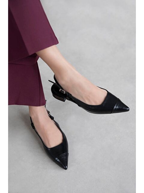 Straswans Hubert Kadın Topuklu Kırışık Deri Ayakkabı Siyah - S000526278-19351