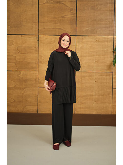 Locco Moda Kadın Alt Piliseli Bisiklet Yaka Takım Siyah - S000527069-19351