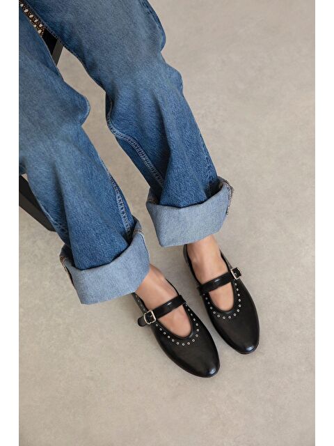 Straswans Abner  Kadın Drop Detay Kırışık Deri Babet Siyah - S000513041-19351