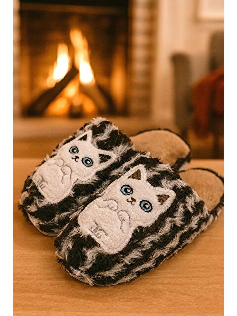 MODAFRATO KITY Kedili Kapalı Kadın Ev Terliği Kışlık Terlik - S000485965-14955