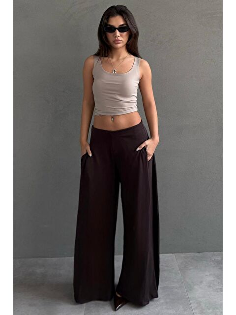 Madmext Kahverengi Yumuşak Dokunuşlu, Yanları Pilili, Modal İçeren Geniş Paça Pantolon Mg2668 - S000508348-19413