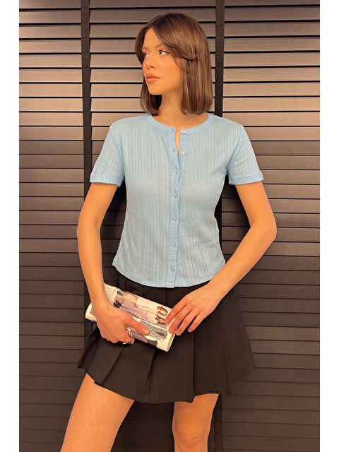 Gülseli Kadın Boydan Düğmeli Ajurlu Bluz - S000373343-17234