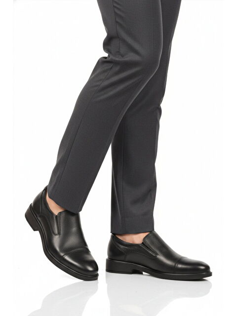 Ayakmod Siyah Baskılı Hakiki Deri Kaymaz Taban Erkek Klasik Ayakkabı 916 M - S000448830-22238