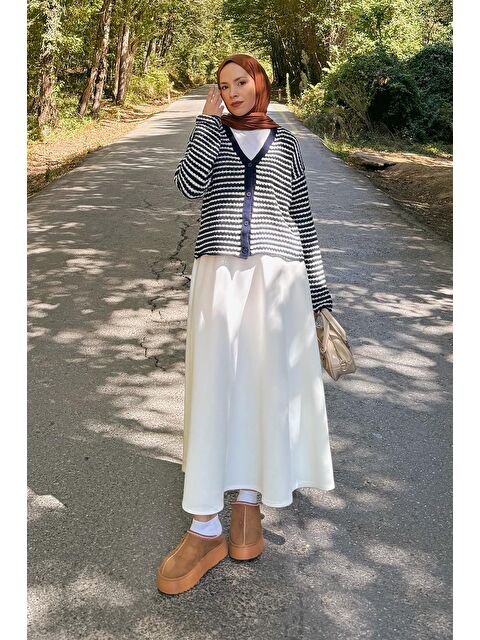 Lamelif İnce Çizgili Triko Hırka Lacivert - S000517977-21164